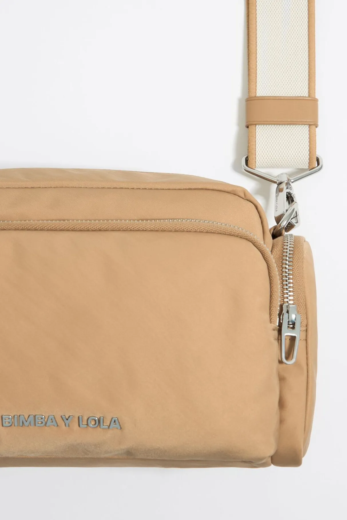 Mujer BIMBA Y LOLA Bolsos Nylon<Bolso Bandolera Mediano Nylon Tostado